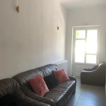Casa *